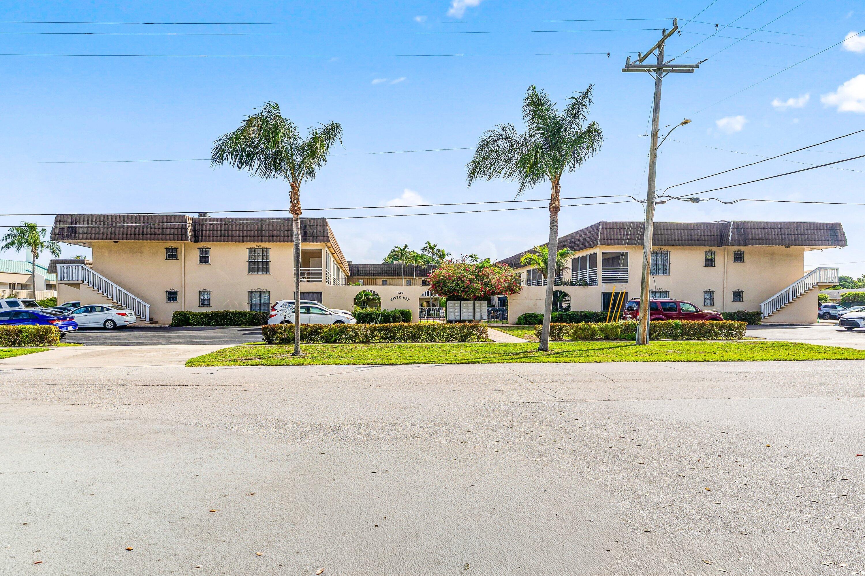 RIVER KEY CONDO - Residential