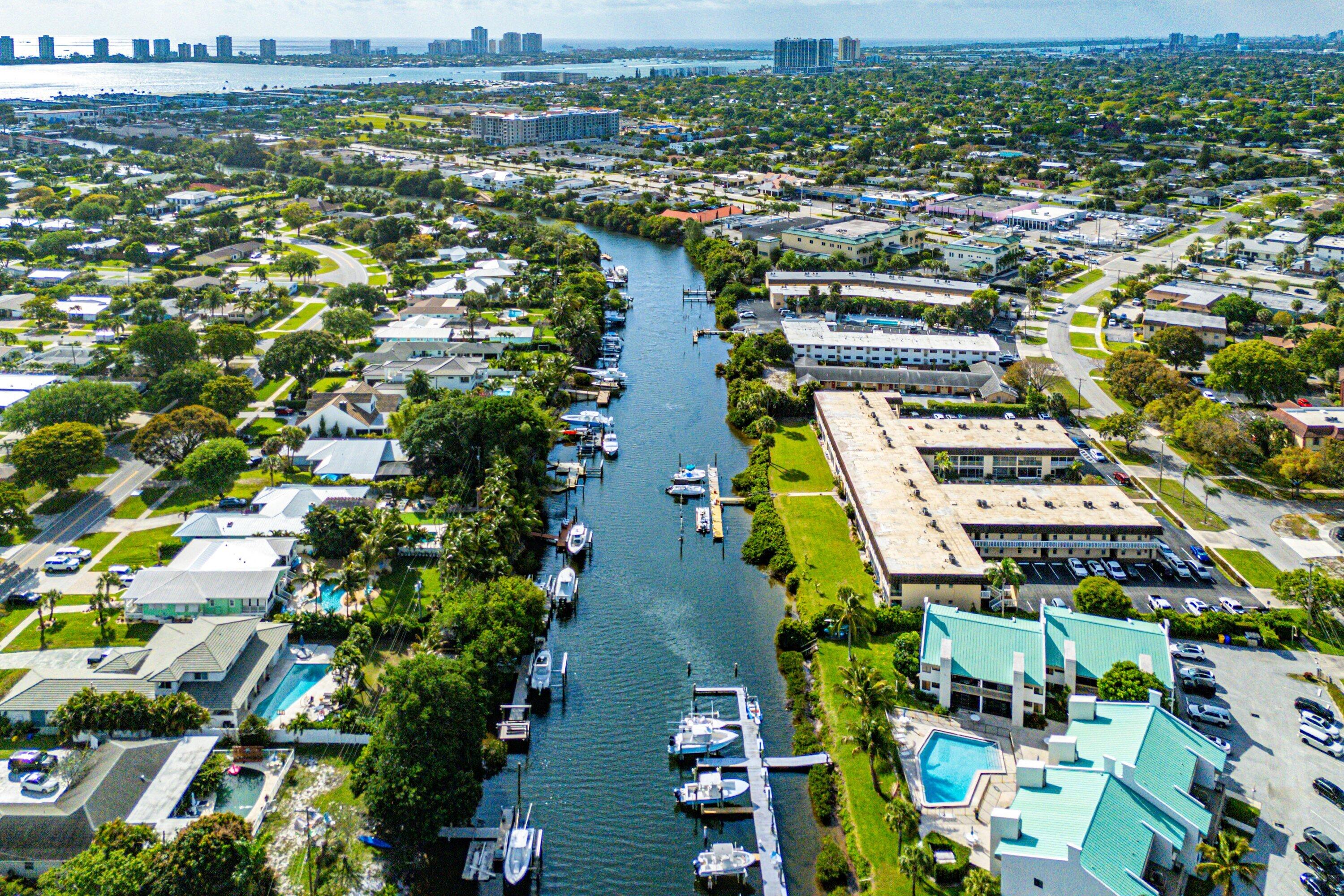 RIVER KEY CONDO - Residential