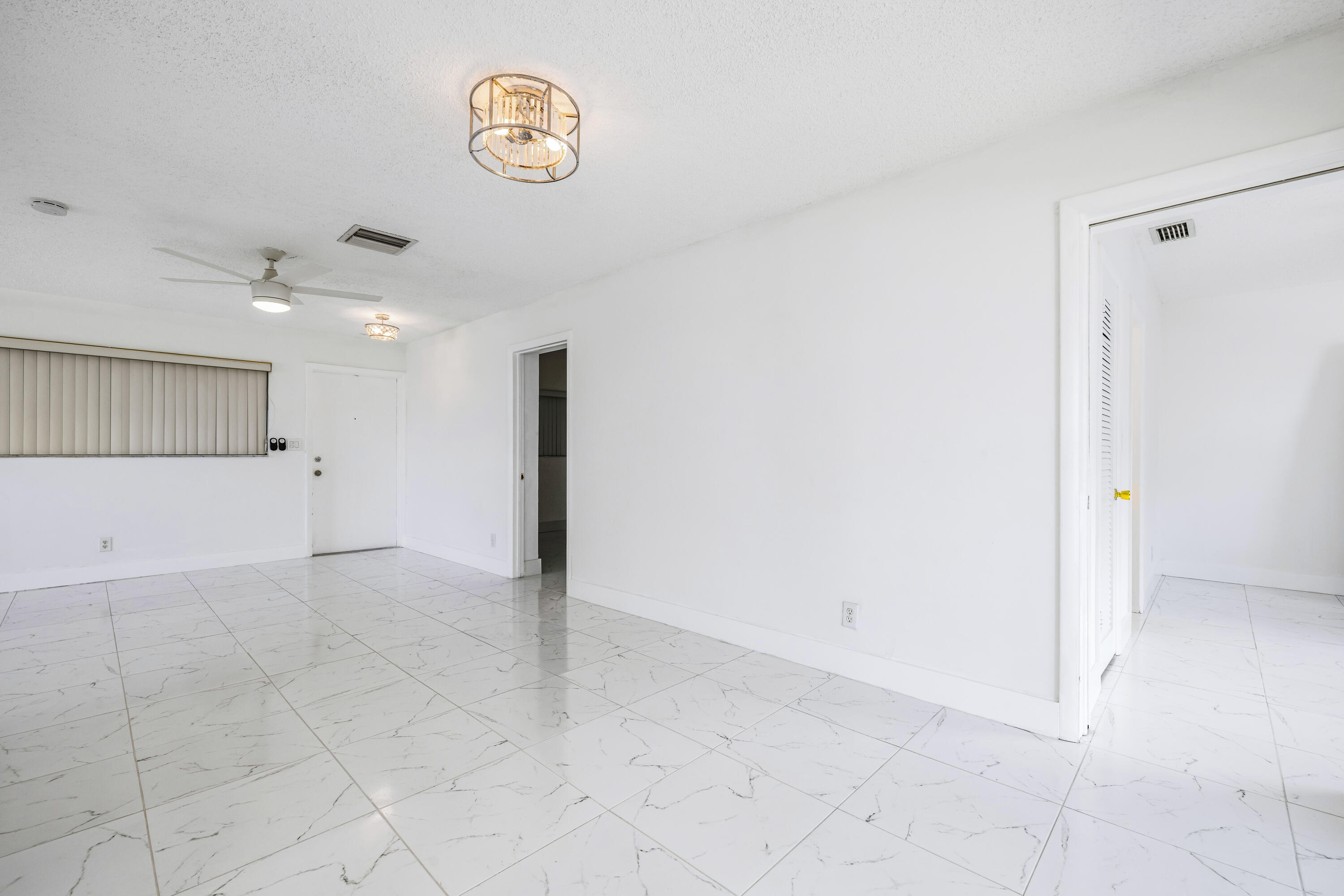 941 Crystal Lake Drive 207