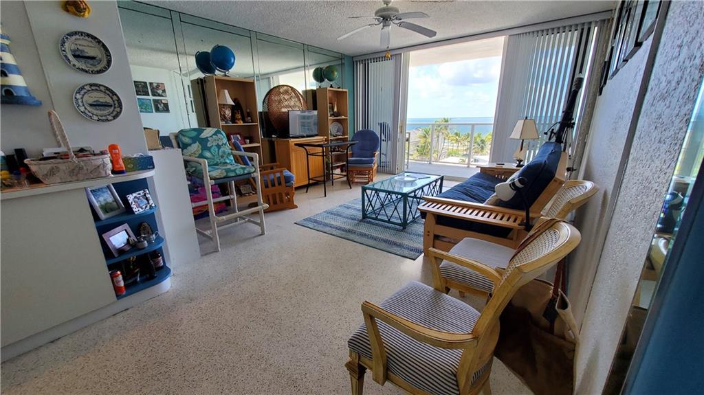 1200 Club - Residential