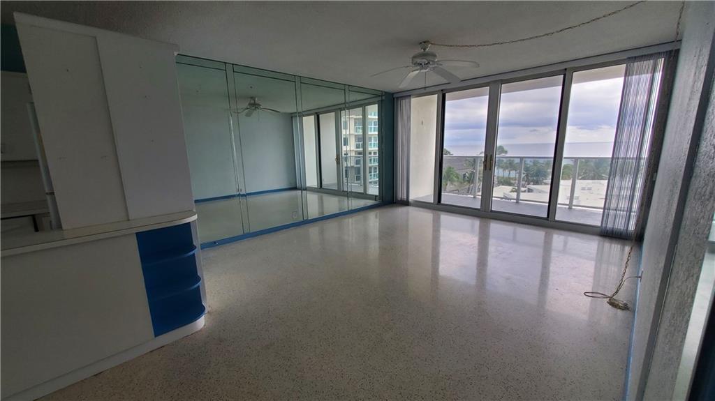 1200 Club - Residential