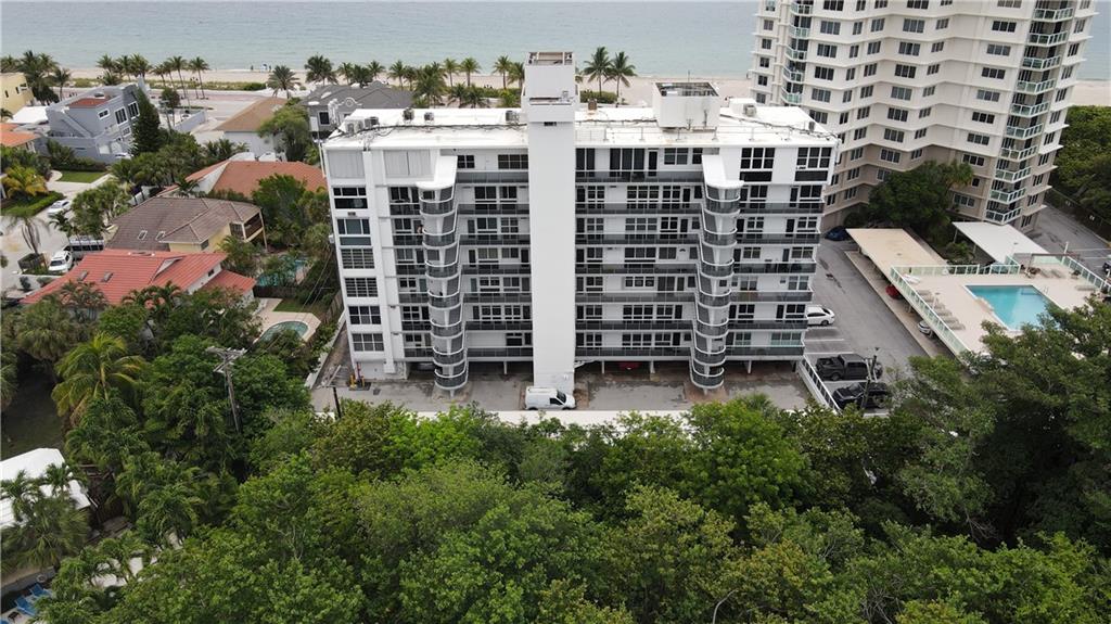 1200 Club - Residential