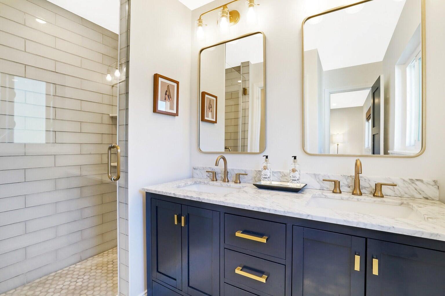 RIDGE HARBOUR ESTATES - Residential