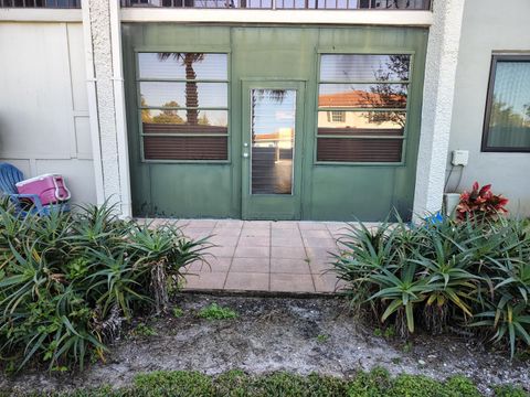 4100 Tivoli Court 104 Lake Worth FL 33467