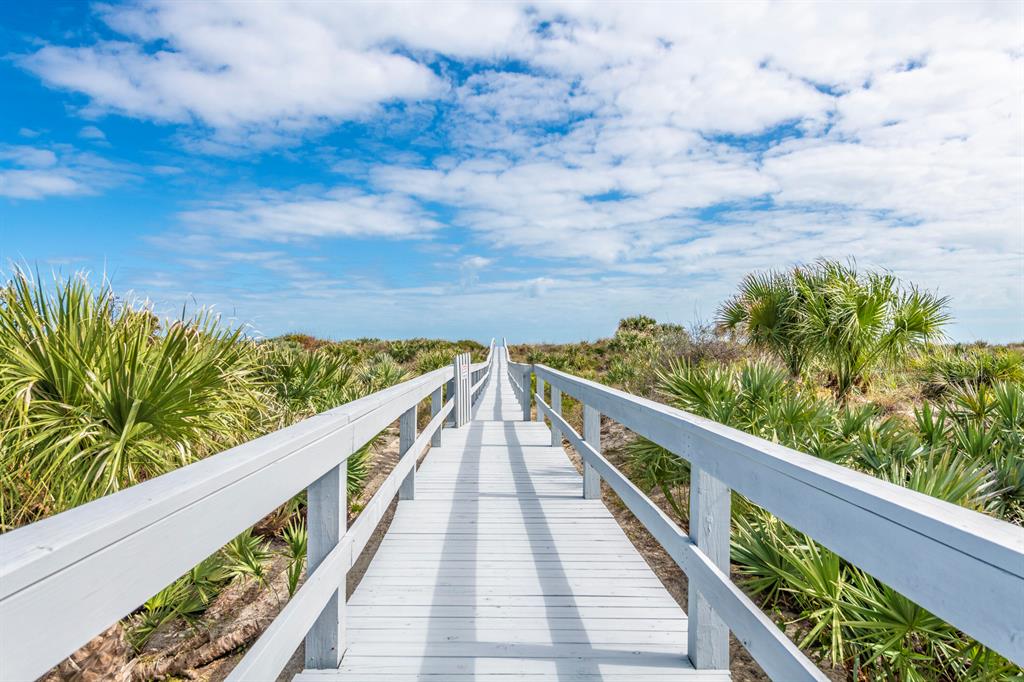 CORONADO SHORES UNIT 5 RE - Residential