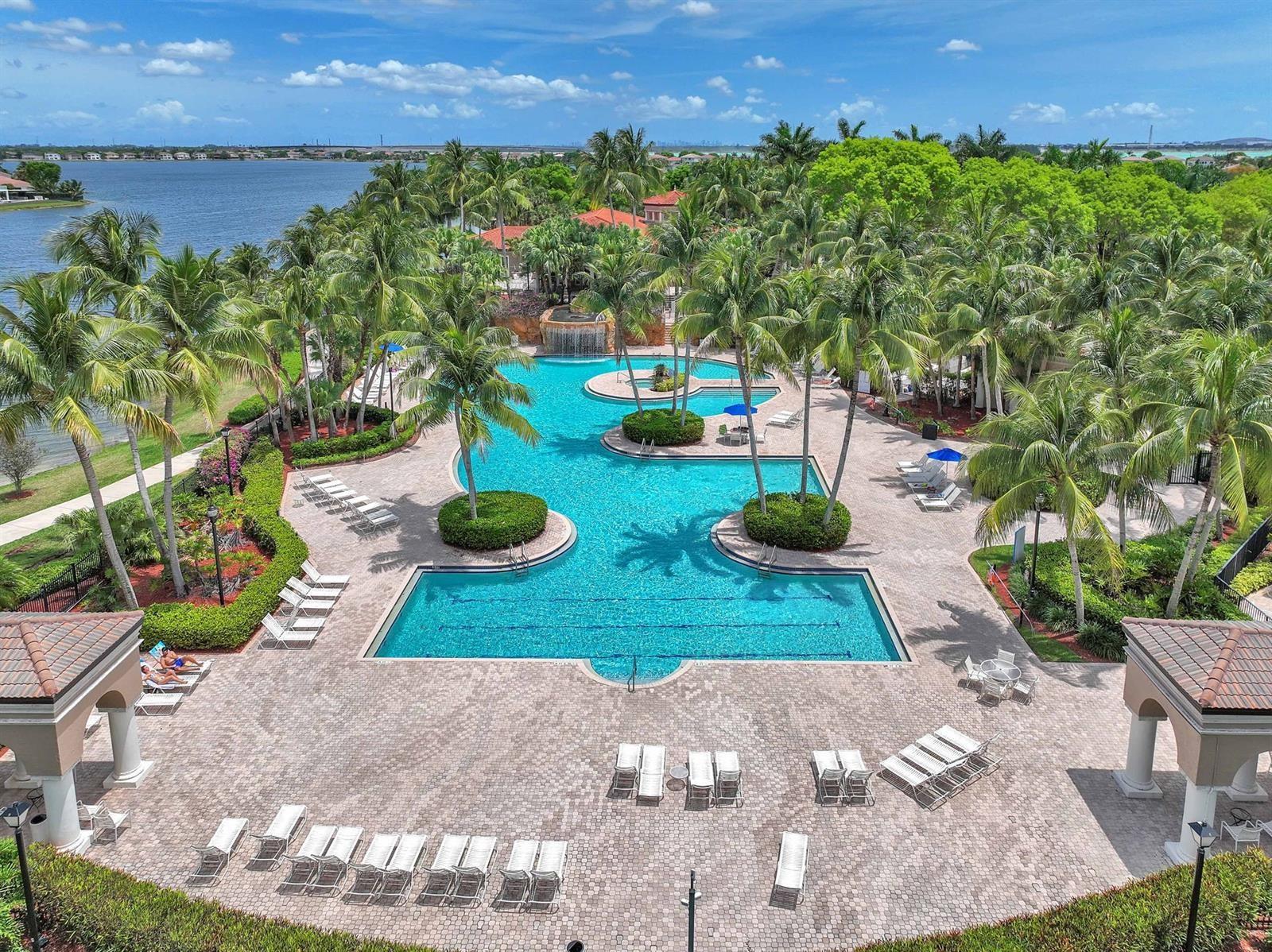 Riviera Isles II 170-53 B - Residential