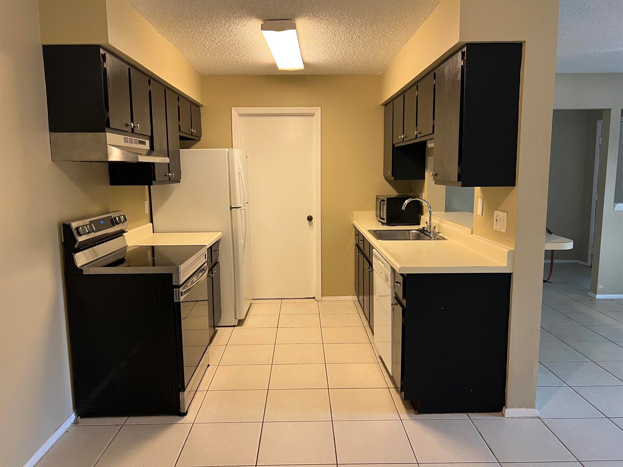 CINNAMON TREE - Residential