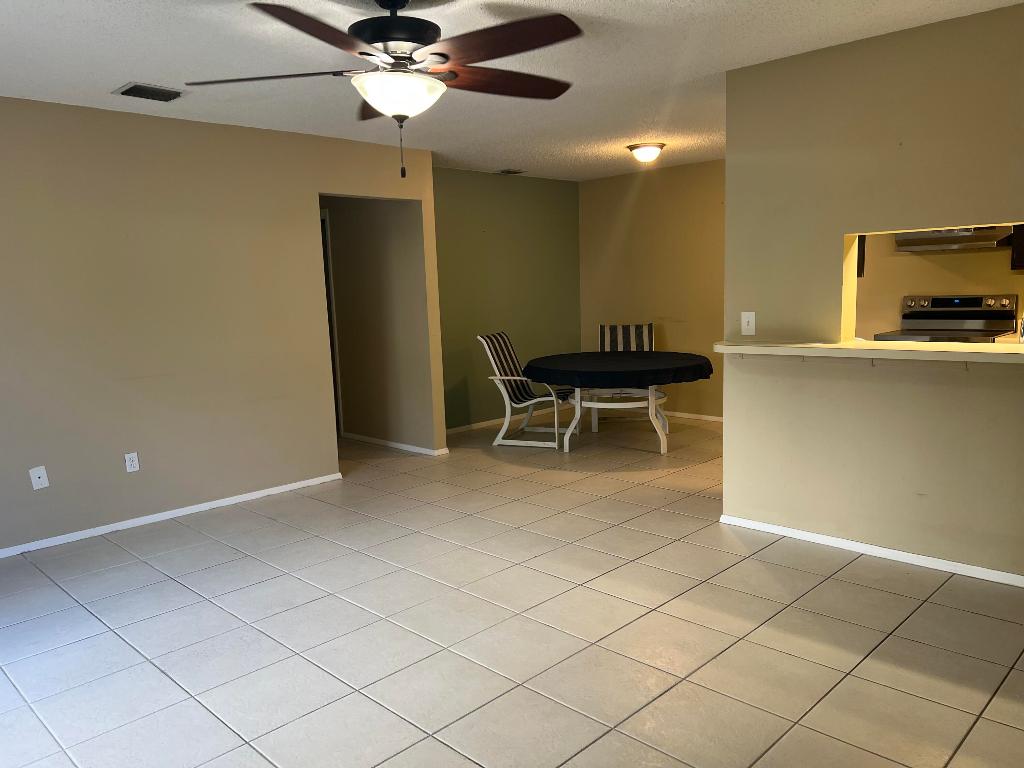 CINNAMON TREE - Residential