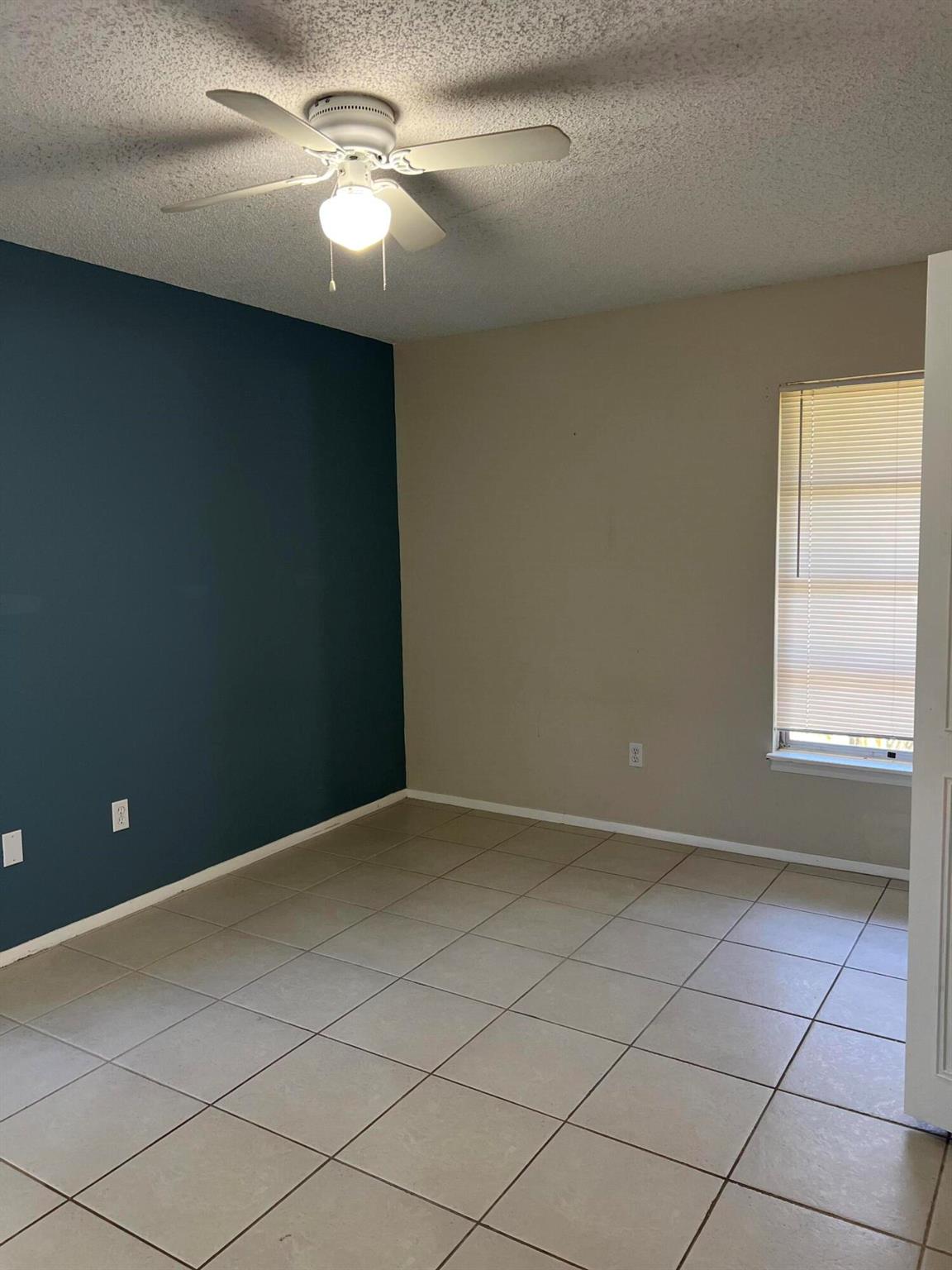 CINNAMON TREE - Residential