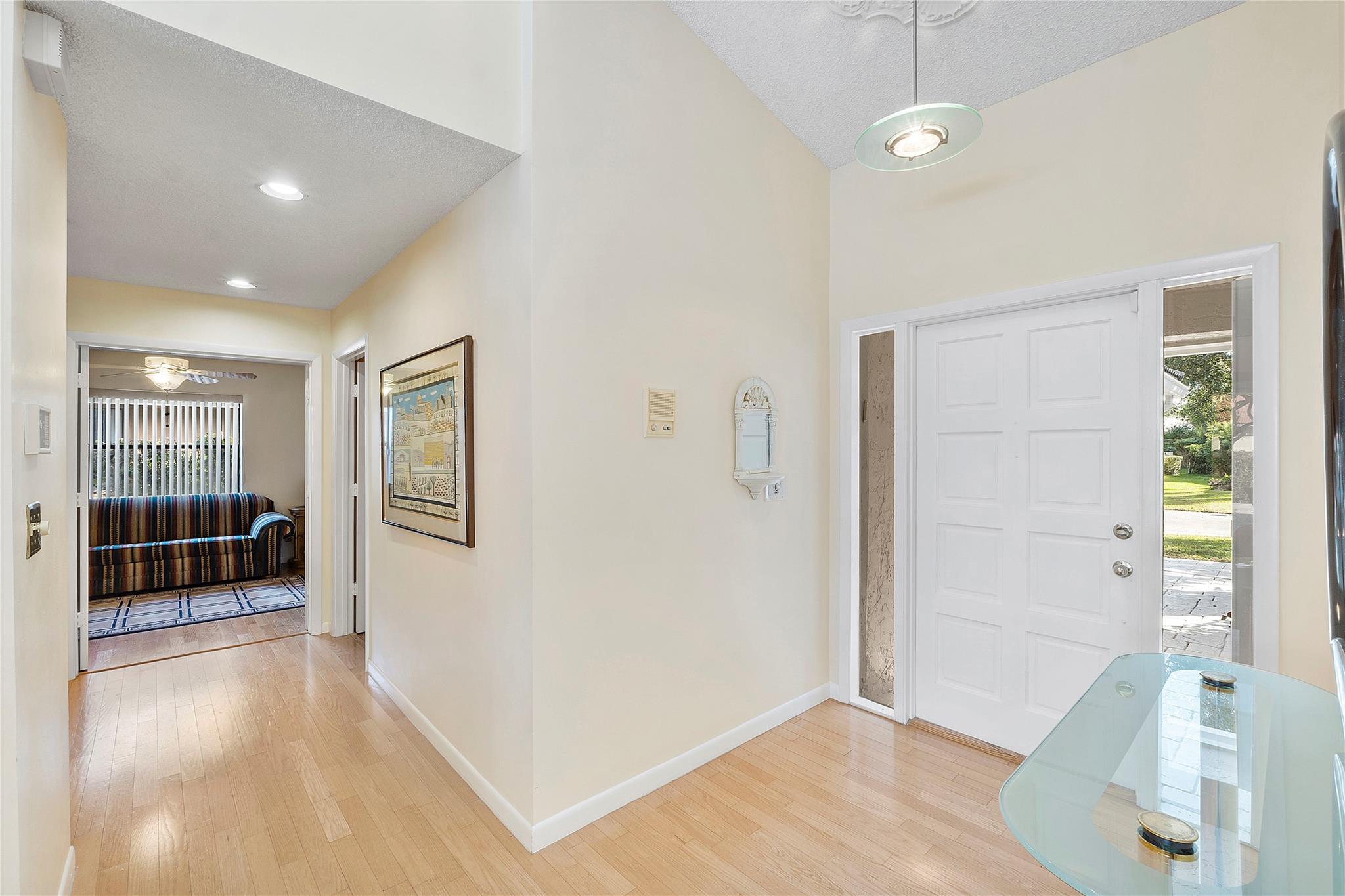 8977 NW 53rd Mnr