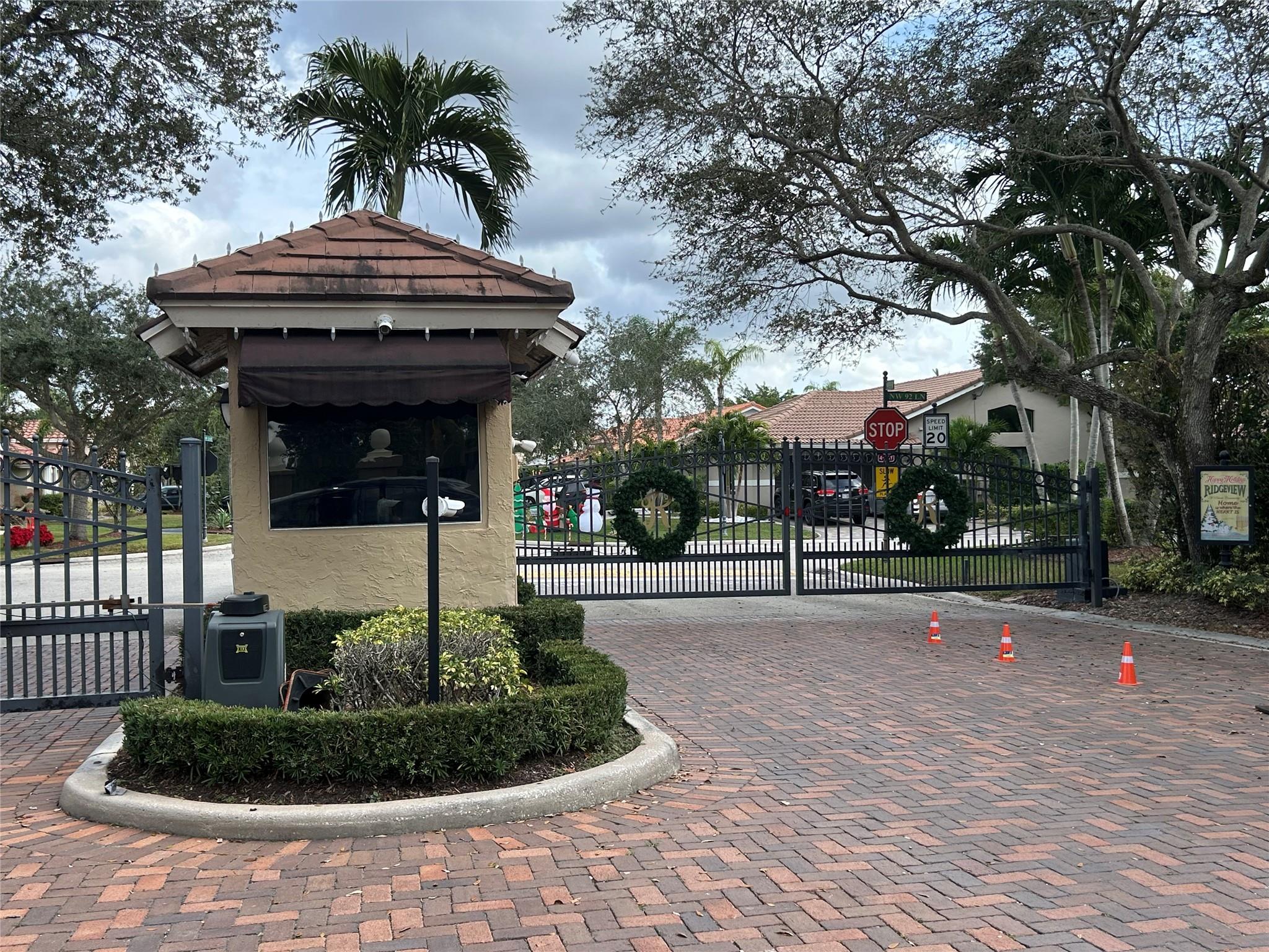 8977 NW 53rd Mnr