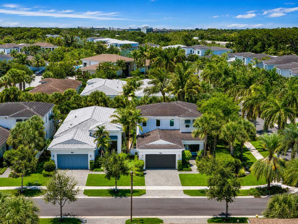Photo of 5603 Delacroix Terrace, Palm Beach Gardens, FL 33418 (MLS # B26045092)