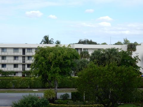 A home in Lake Worth