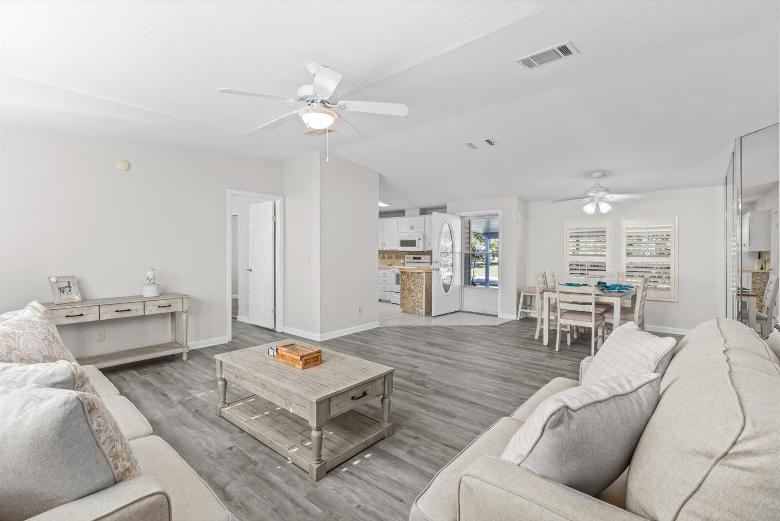 THE LINKS AT SAVANNA CLUB - Residential