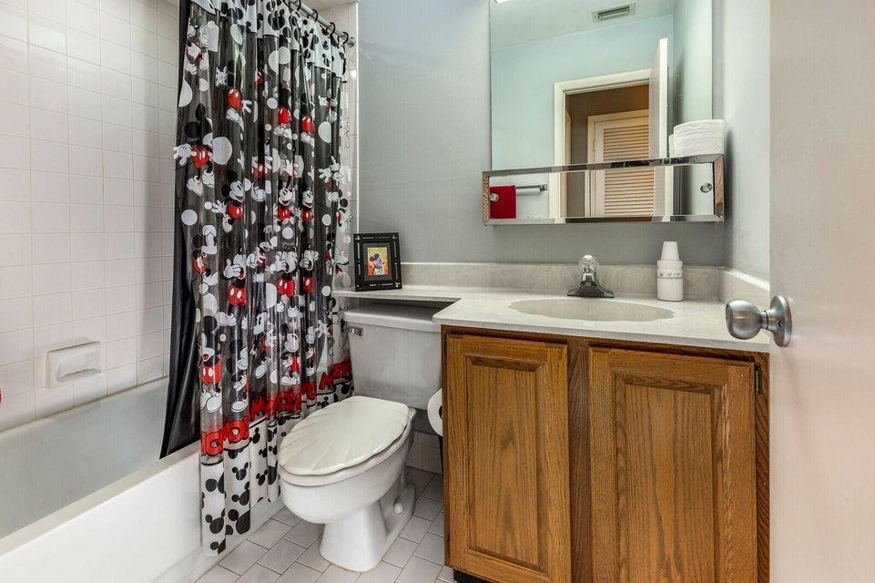 CLUBHOUSE COURT CONDO - Residential