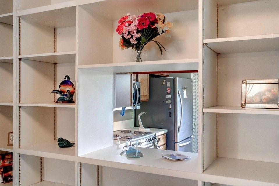 CLUBHOUSE COURT CONDO - Residential