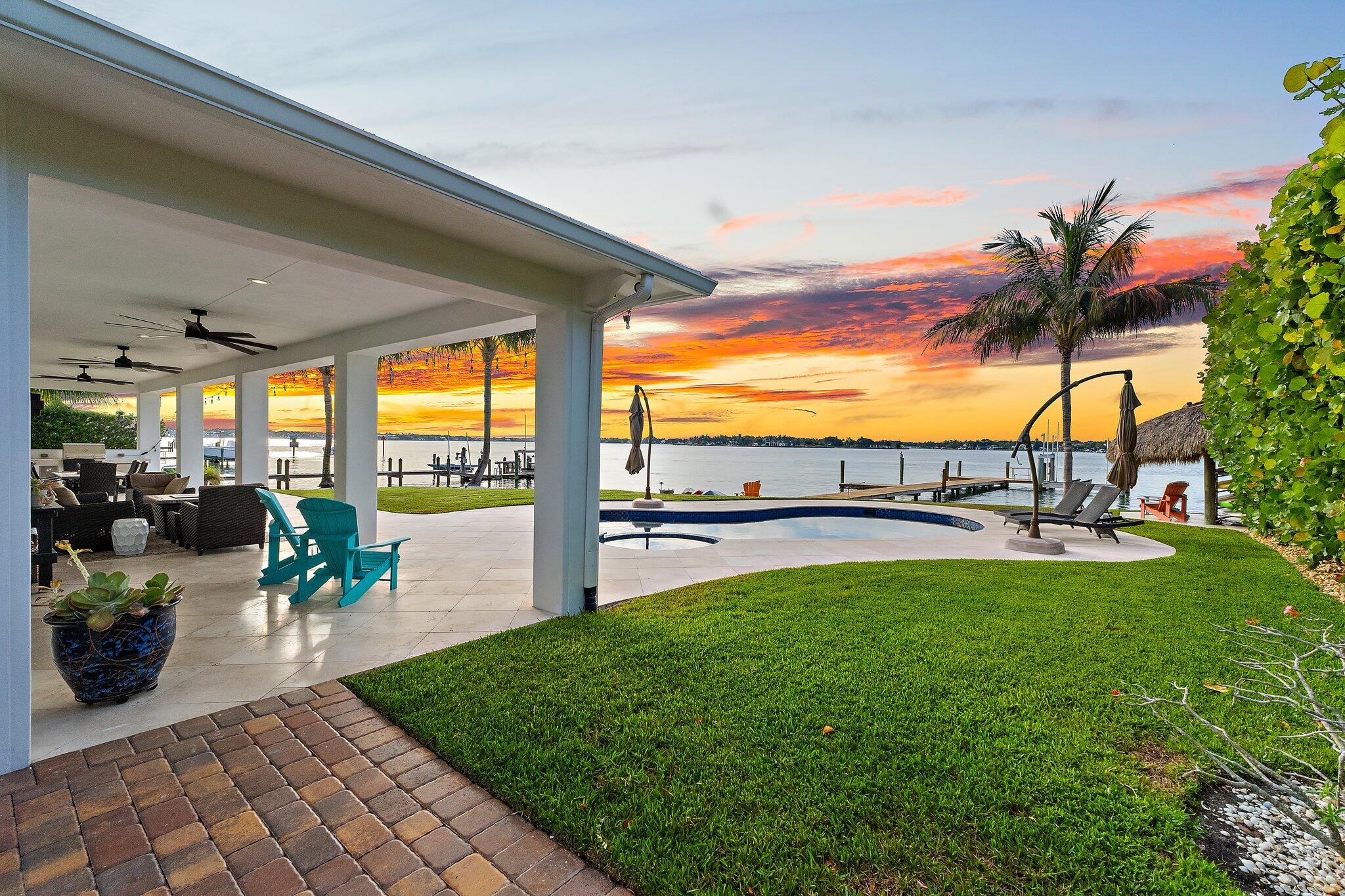 RIO VISTA OF ISLAND SHORES - Residential