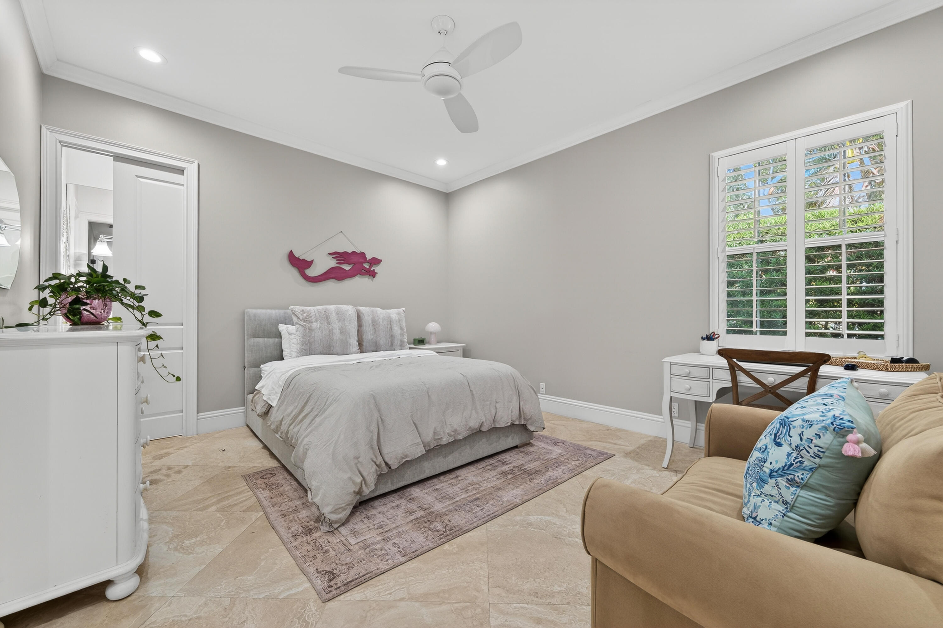 RIO VISTA OF ISLAND SHORES - Residential