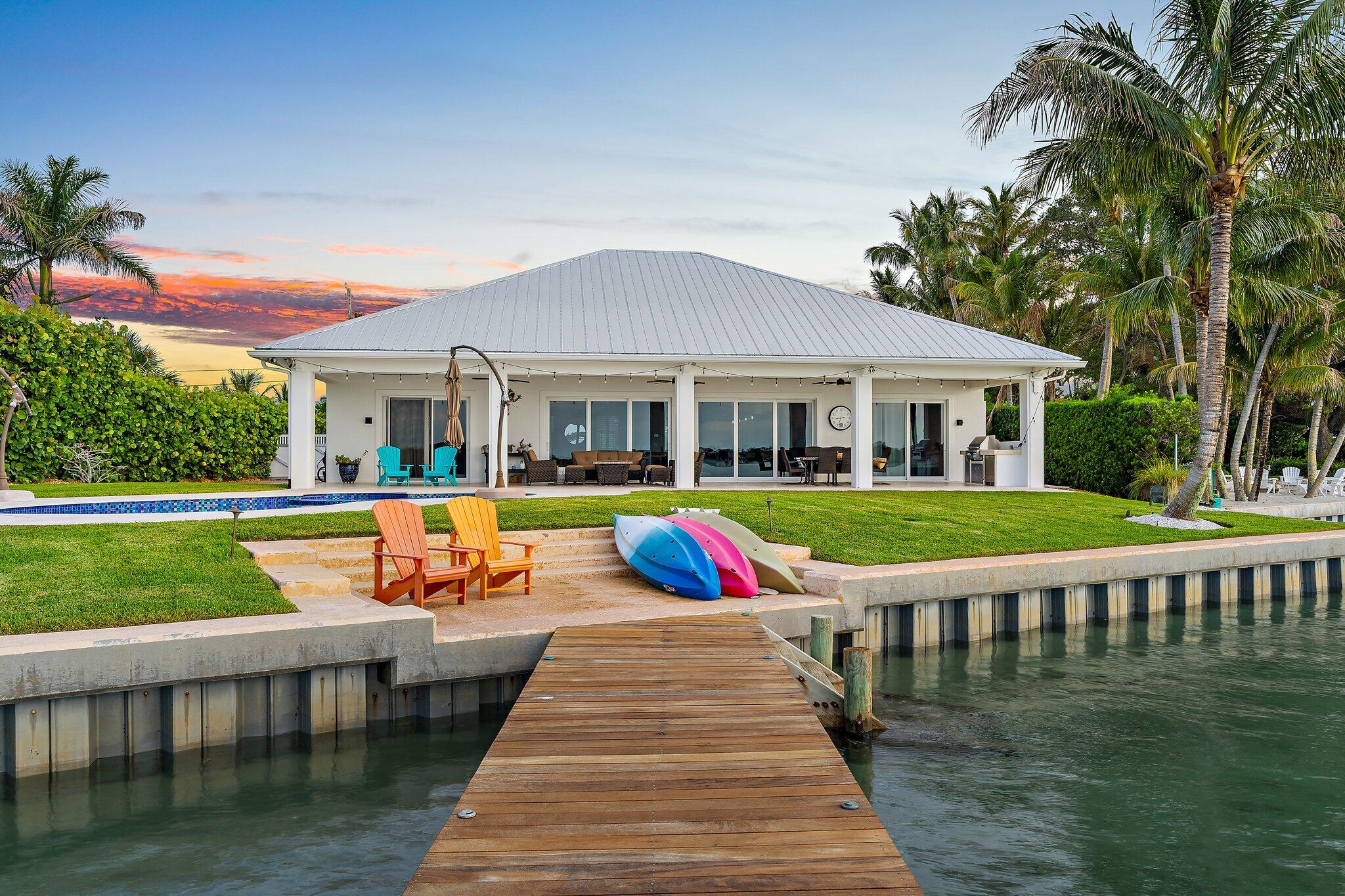 RIO VISTA OF ISLAND SHORES - Residential