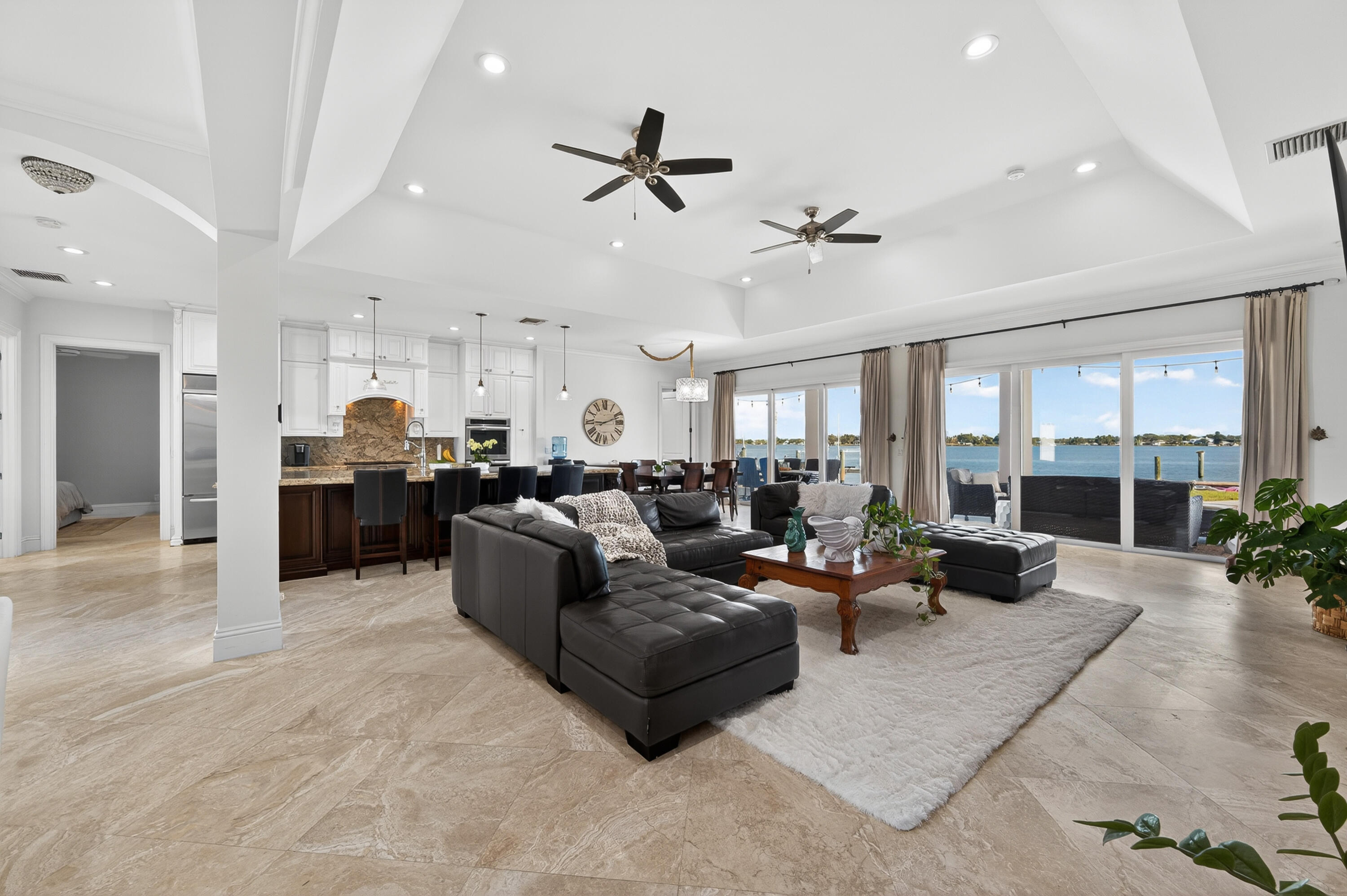 RIO VISTA OF ISLAND SHORES - Residential