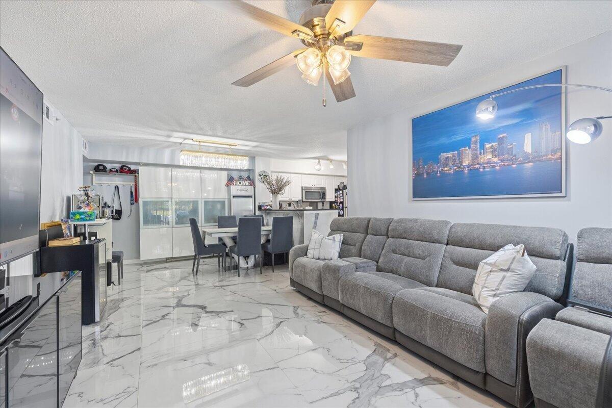 ST ANDREWS AT BOYNTON BEACH CONDO - Residential