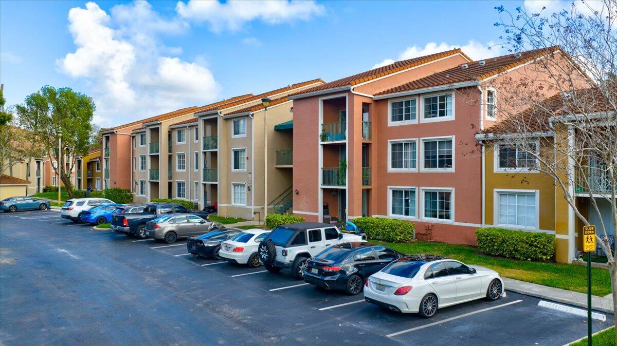 ST ANDREWS AT BOYNTON BEACH CONDO - Residential