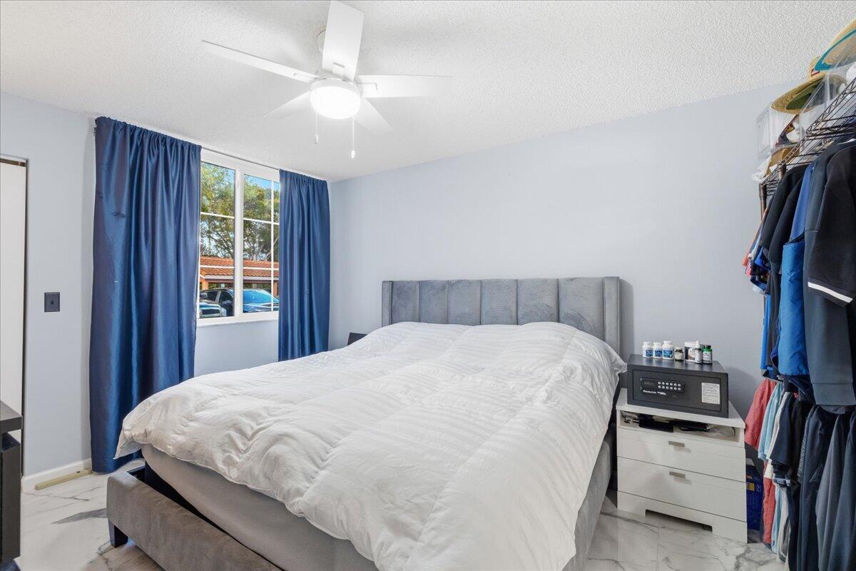 ST ANDREWS AT BOYNTON BEACH CONDO - Residential