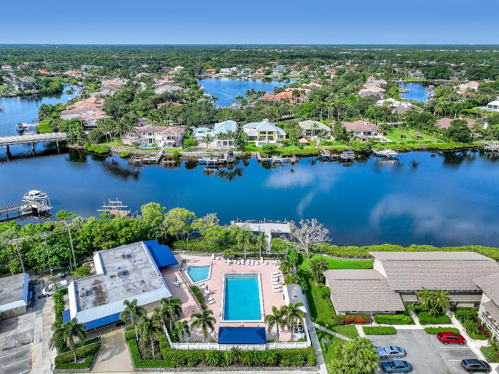 RIVERBEND CONDO - Residential