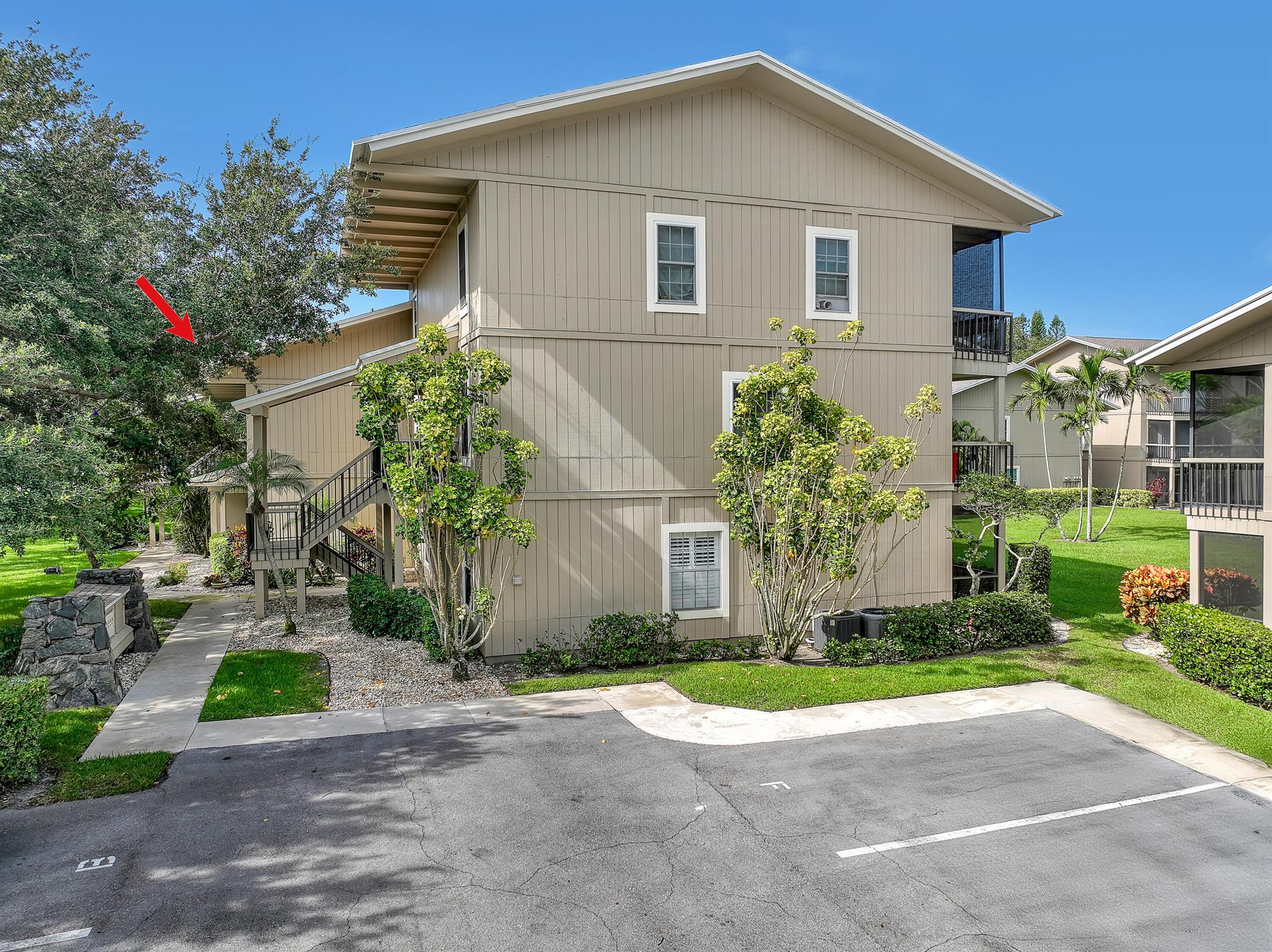 RIVERBEND CONDO - Residential