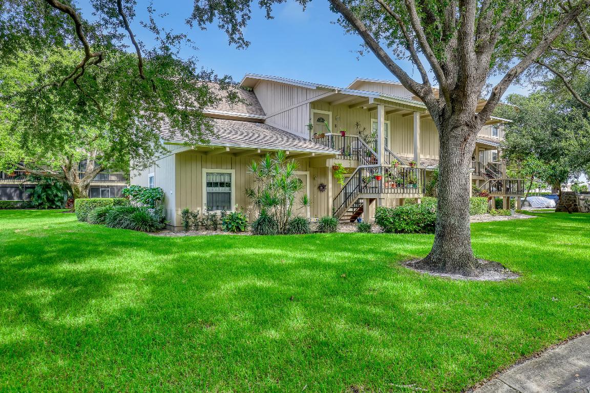 RIVERBEND CONDO - Residential