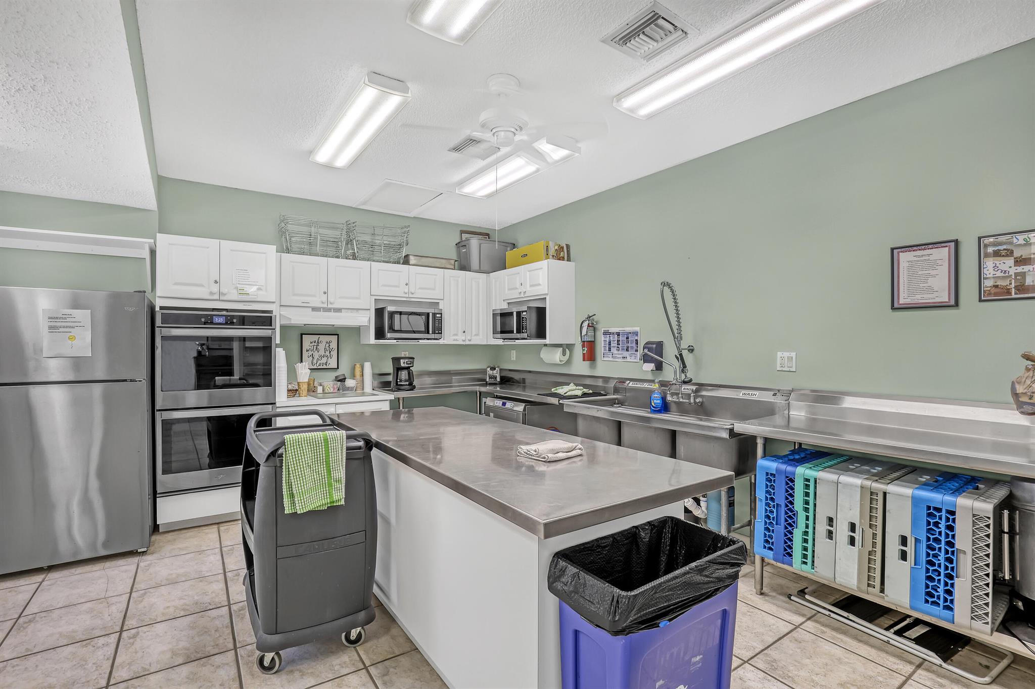 RIVERBEND CONDO - Residential