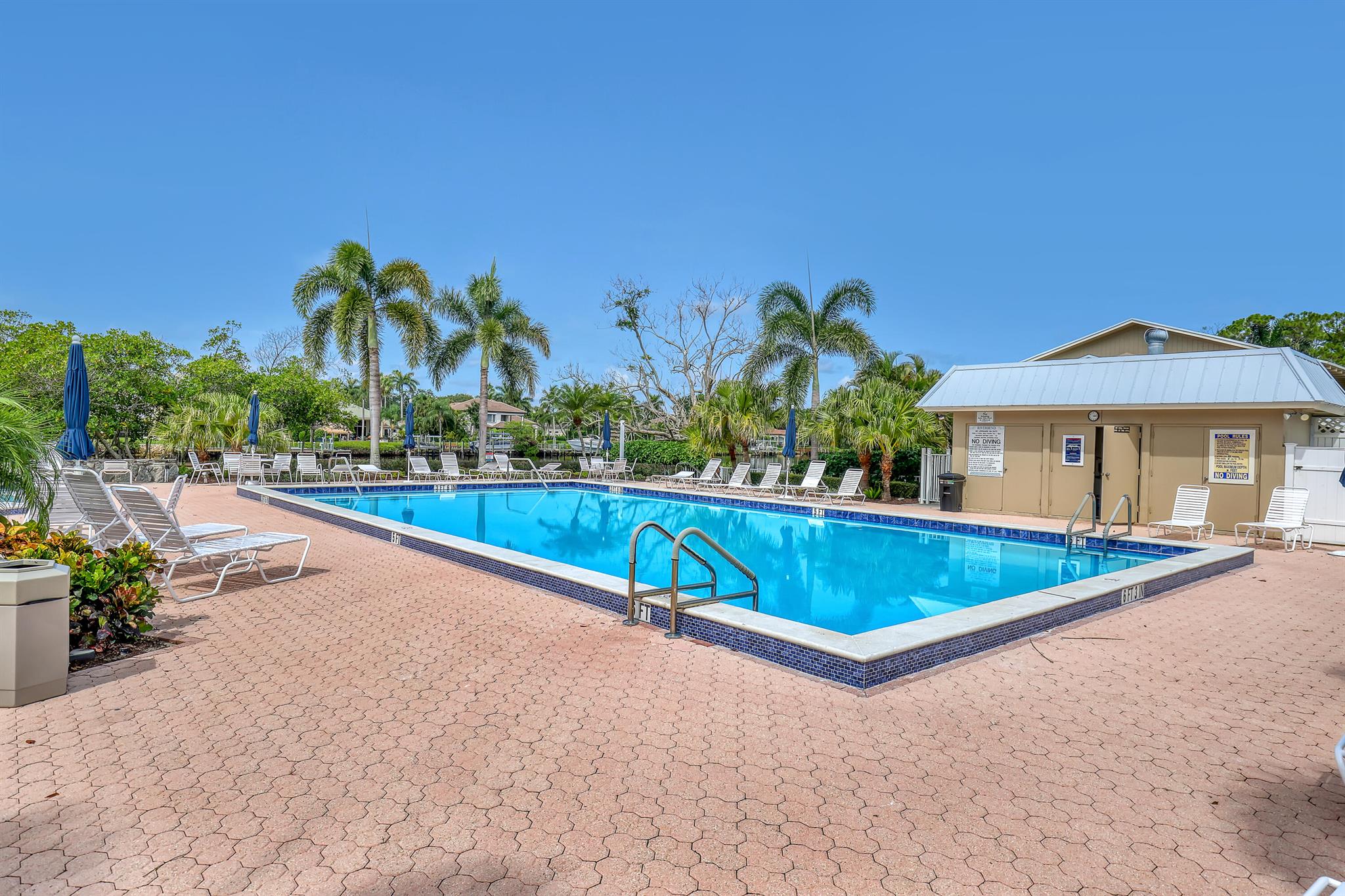 RIVERBEND CONDO - Residential