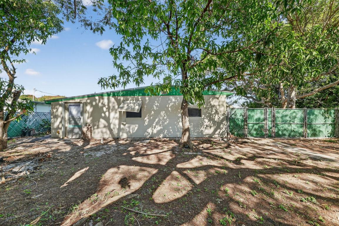 MARAVILLA GARDENS - Residential