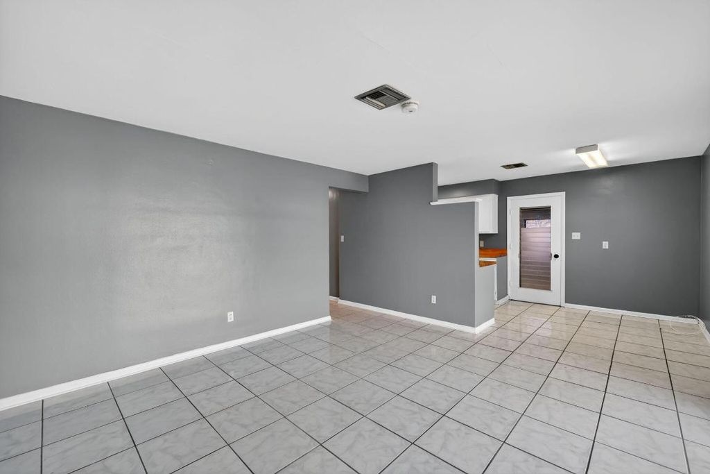 Photo of 501 Emil Drive, Fort Pierce, FL 34982 (MLS # R11152473)