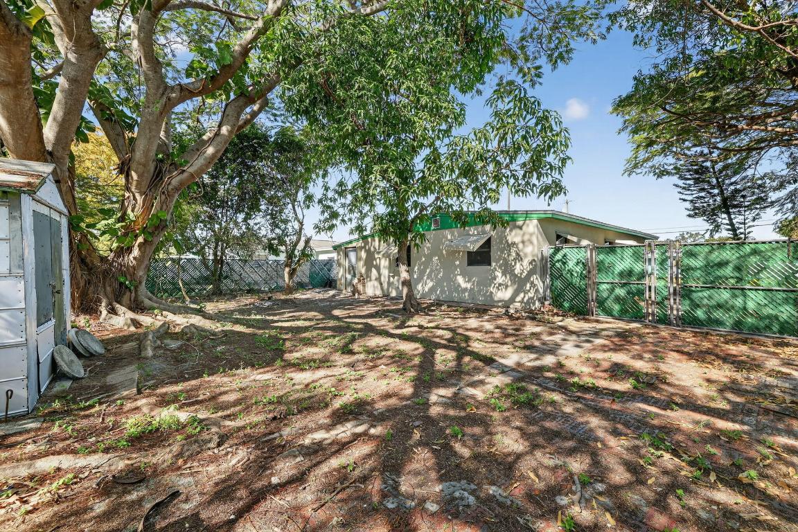 MARAVILLA GARDENS - Residential