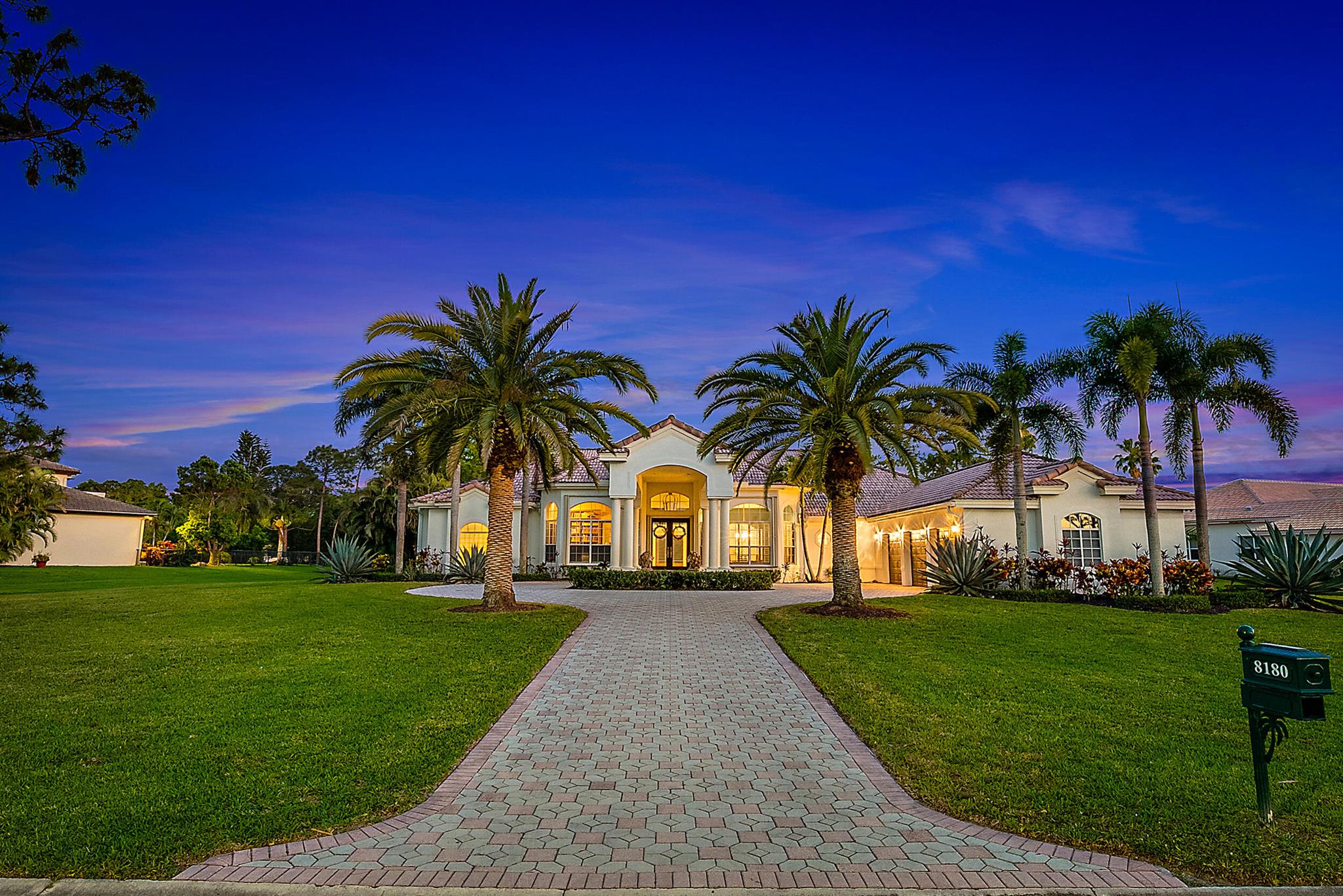 8180 Woodsmuir Drive