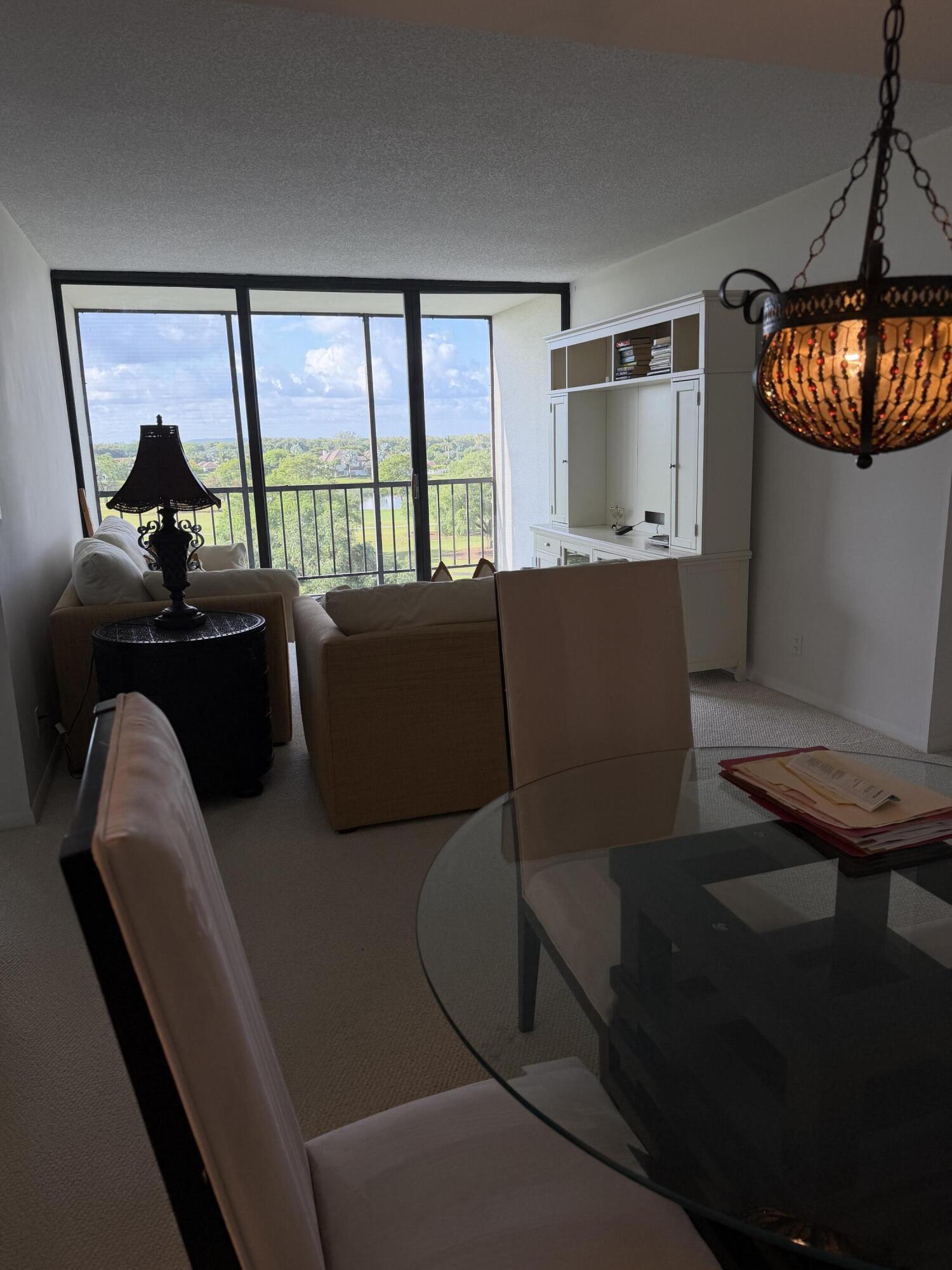 WILLOW WOOD MIDRISE II CONDO - Residential Lease