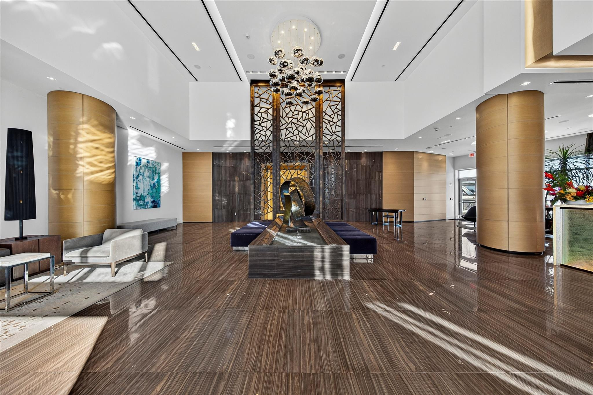 17301 Biscayne Boulevard 506