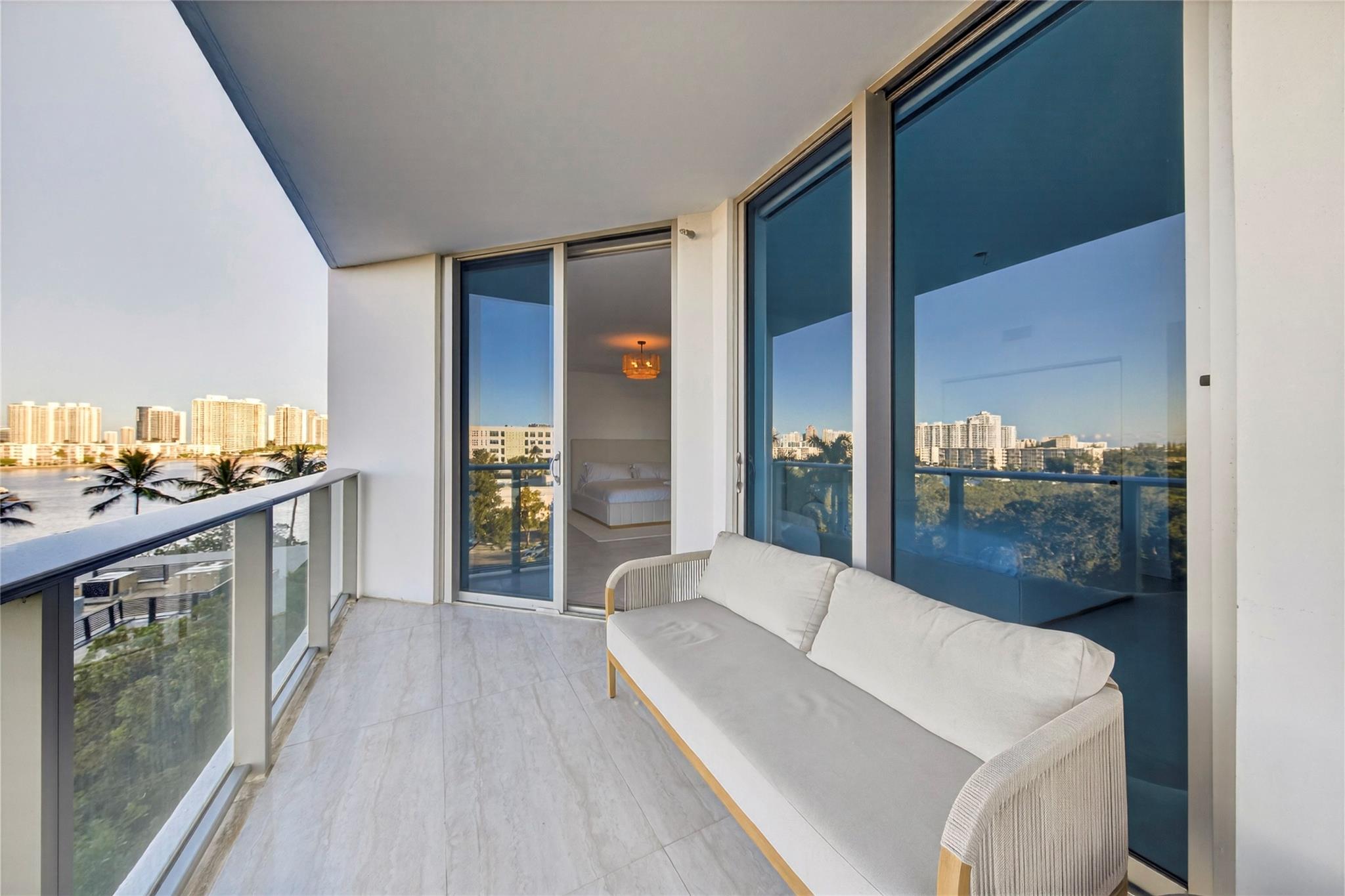 MARINA PALMS RESIDENCES N - Residential