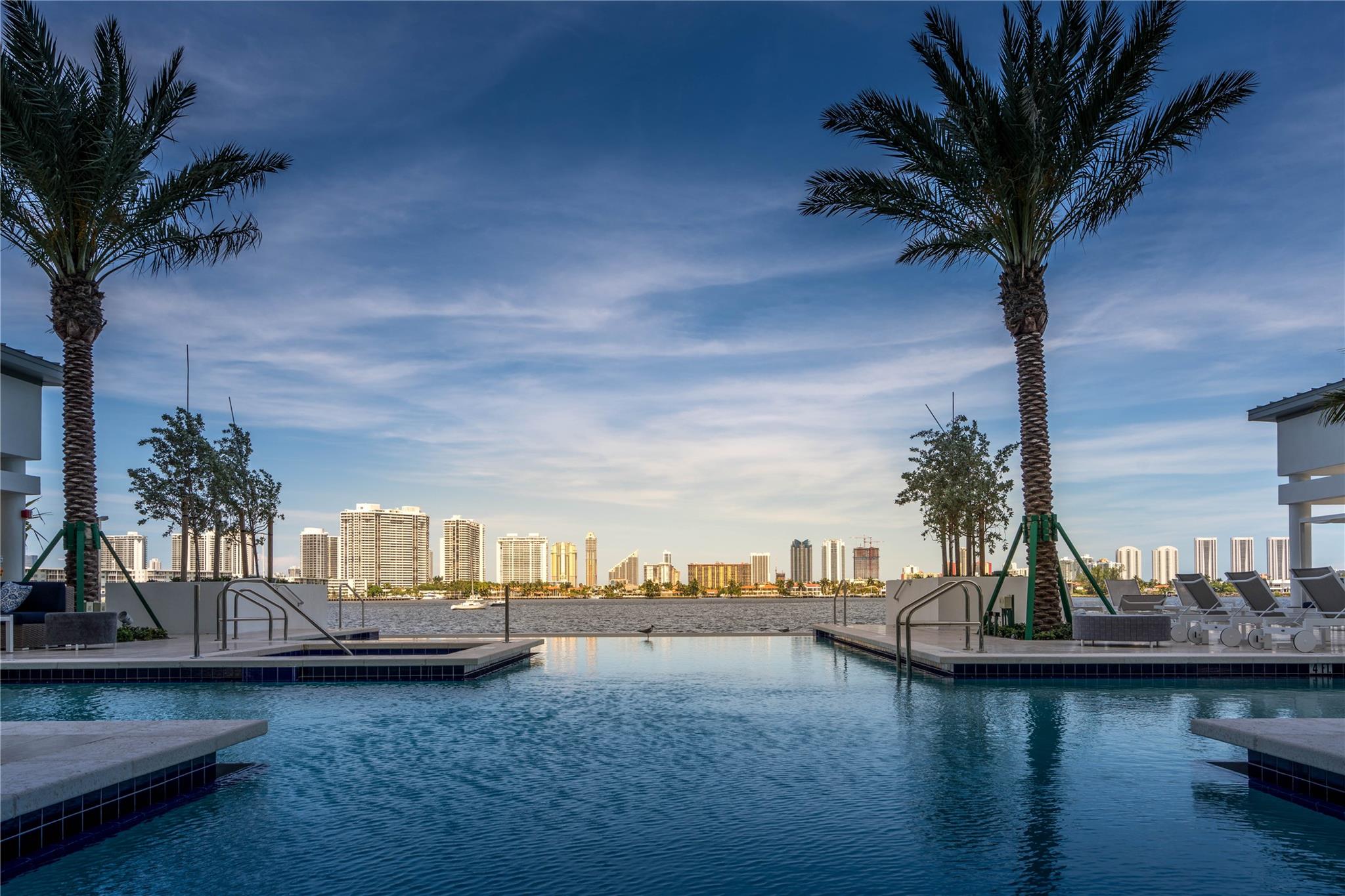 MARINA PALMS RESIDENCES N - Residential