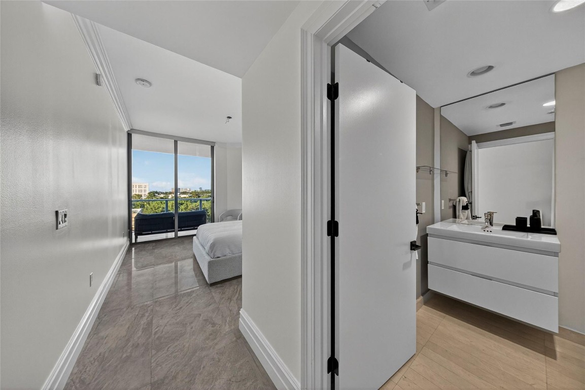 MARINA PALMS RESIDENCES N - Residential