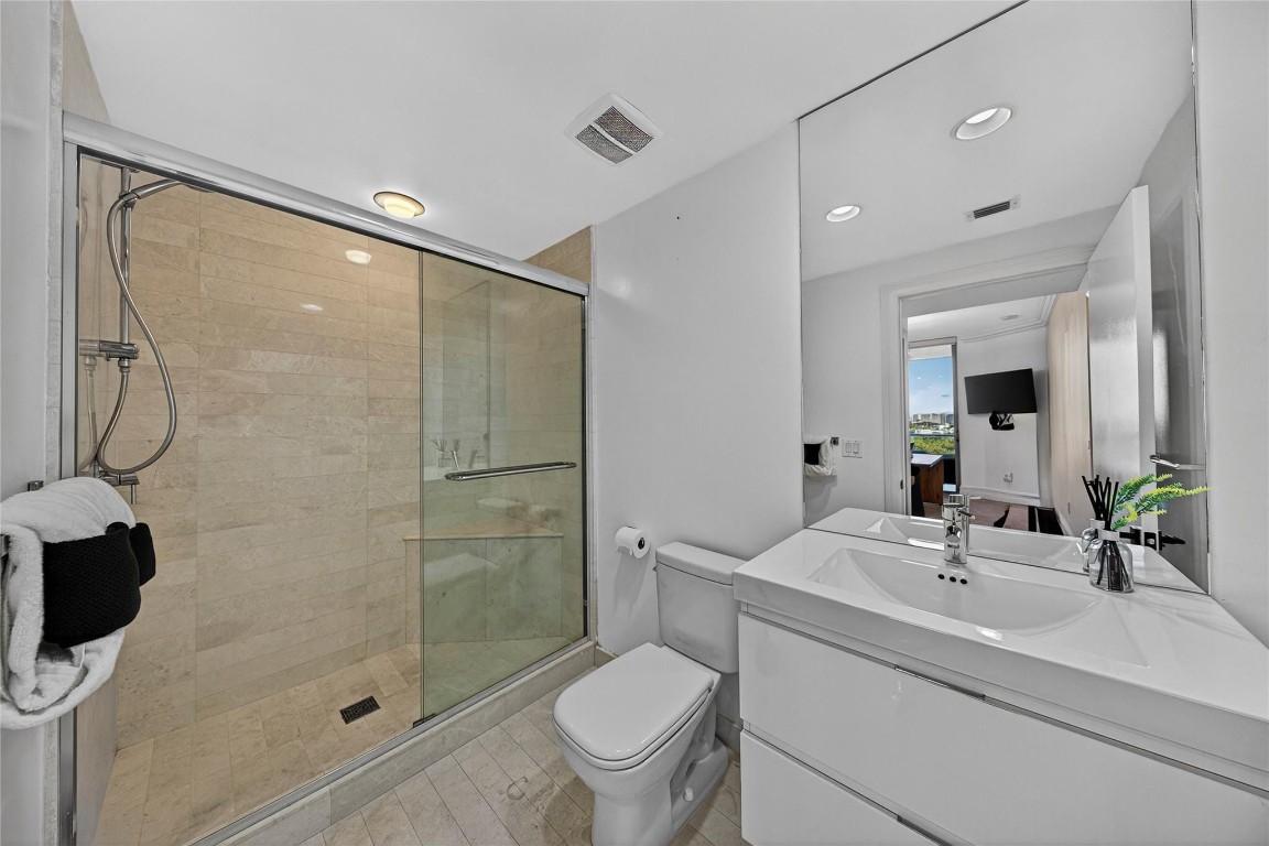 MARINA PALMS RESIDENCES N - Residential