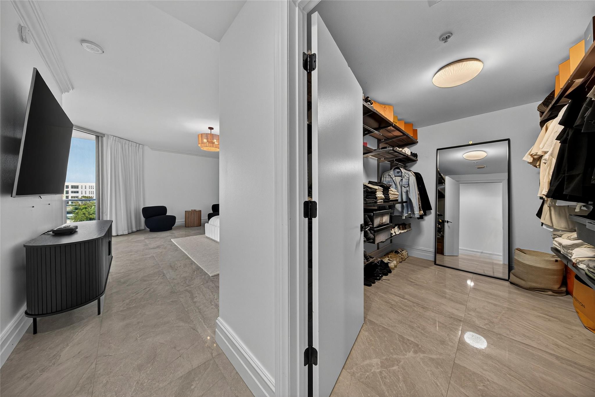 MARINA PALMS RESIDENCES N - Residential