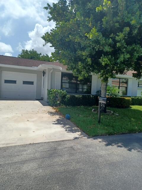 9825 Walnut Tree Way