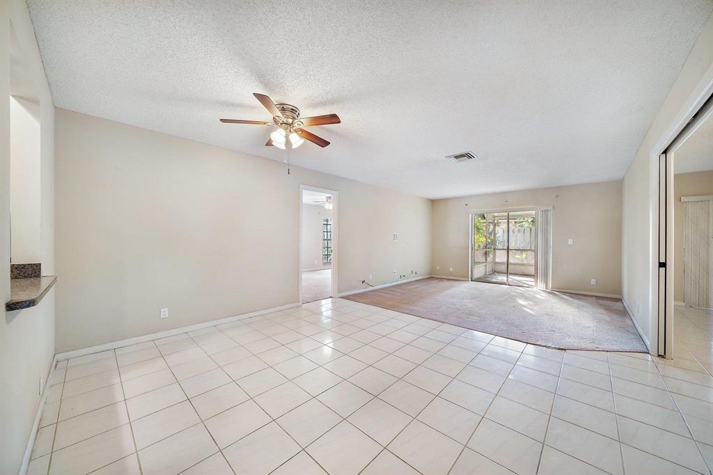 SOUTH SHORE 4 OF WELLINGTON - Residential