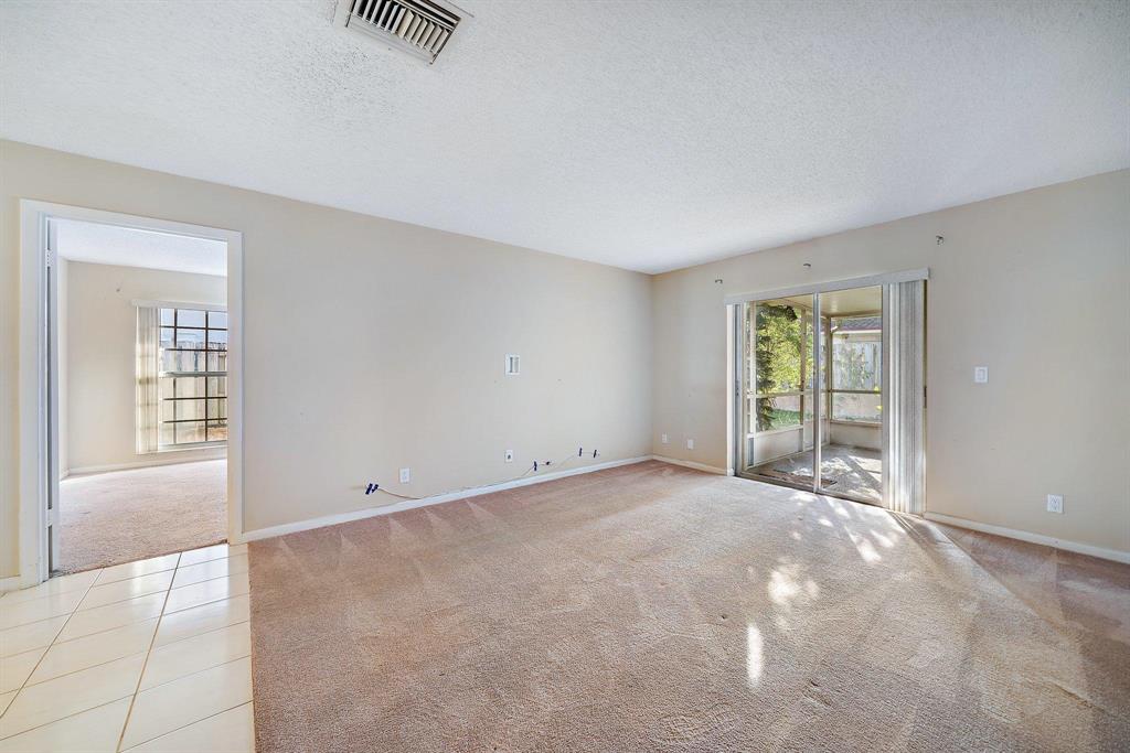 SOUTH SHORE 4 OF WELLINGTON - Residential