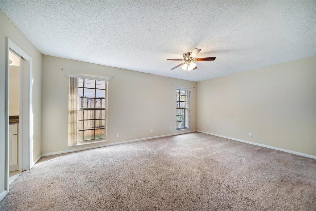 SOUTH SHORE 4 OF WELLINGTON - Residential