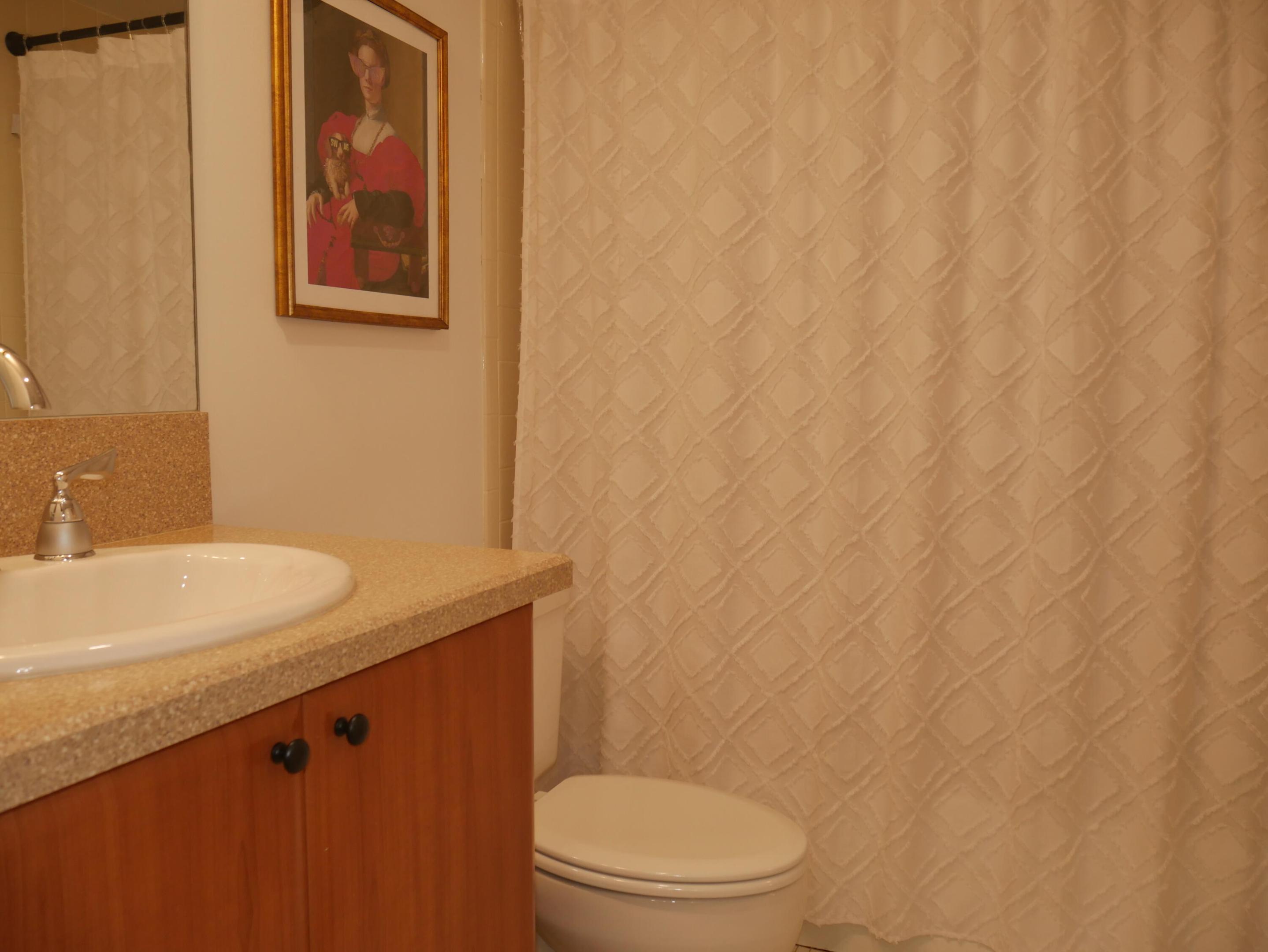 QUAIL RIDGE CONDO 9 - Residential Lease