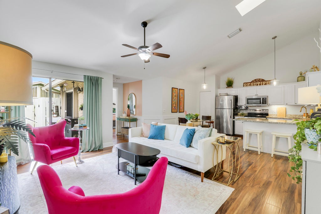 Photo of 5469 Eagle Lake Drive, Palm Beach Gardens, FL 33418 (MLS # B26039874)