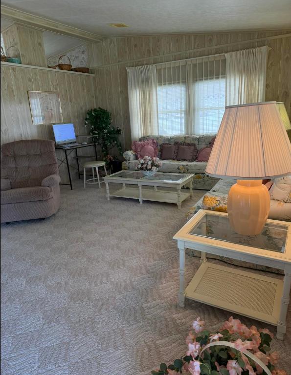 BEL-AIRE ESTATES - Residential